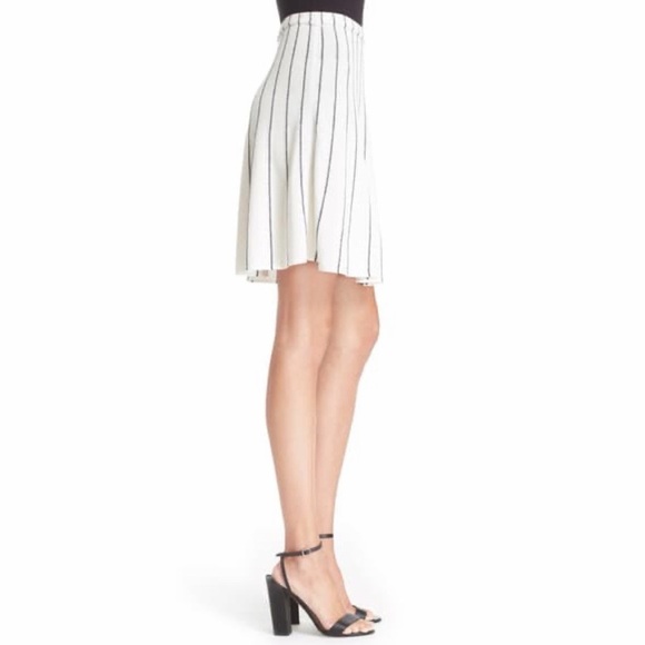 Theory Lotamee P Prosecco Black & White Striped A-Line Skirt Size: Large - Picture 2 of 10